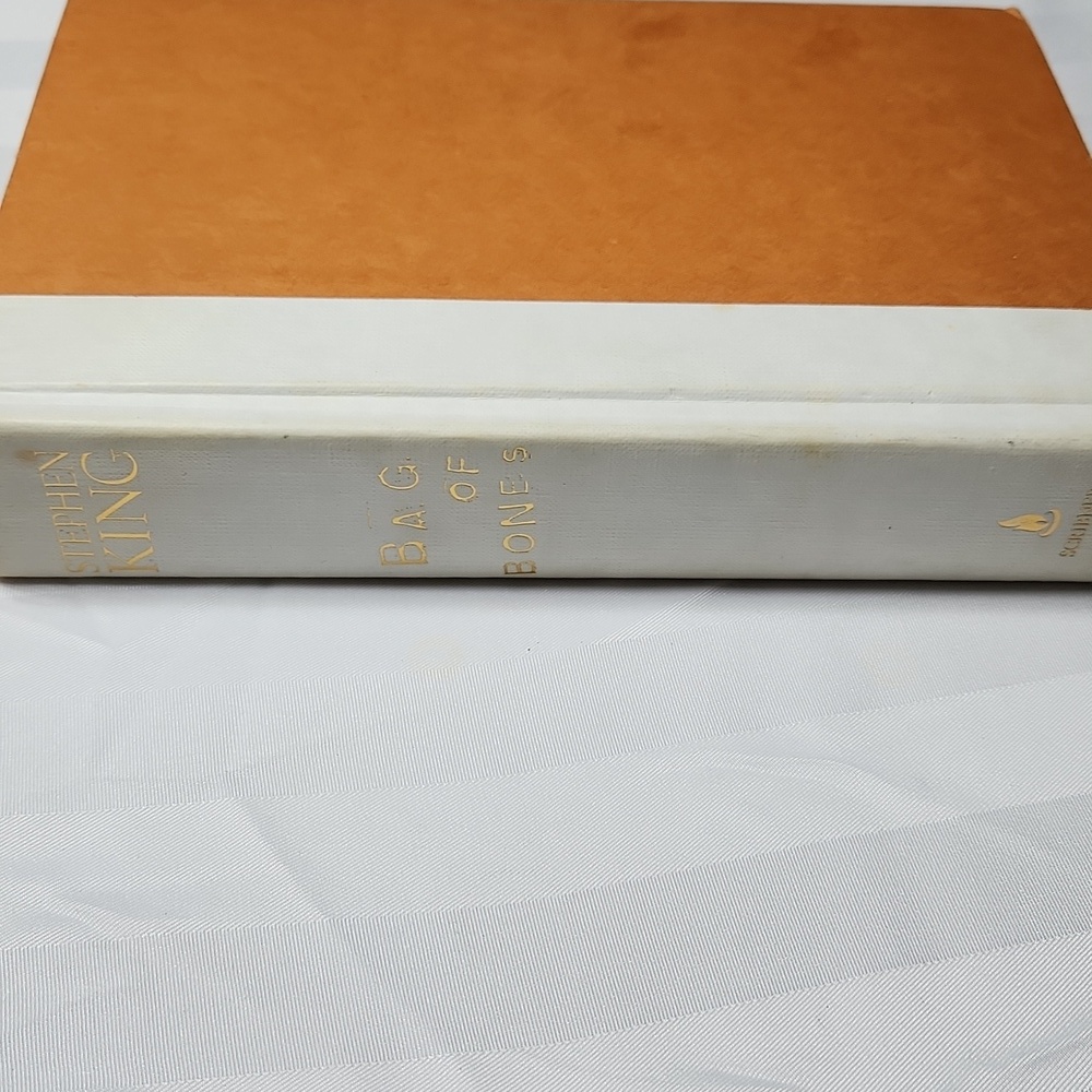 Stephen King 'Bag of Bones' Hardcover Book